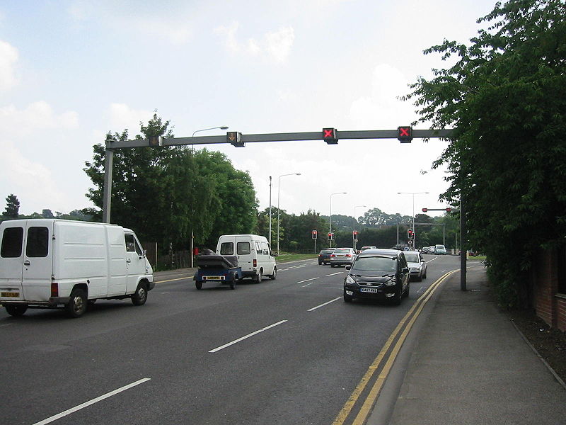 File:A15 Lincoln, Canwick Road Tidal Flow - Coppermine - 12573.JPG