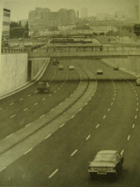 File:A38(M) approaching Dartmouth Circus, 1975 - Coppermine - 8873.JPG