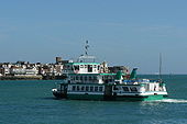 Gosport Ferry Sailing for Portsmouth - Geograph - 1427874.jpg