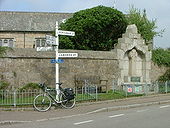 Sign post - Geograph - 1733446.jpg