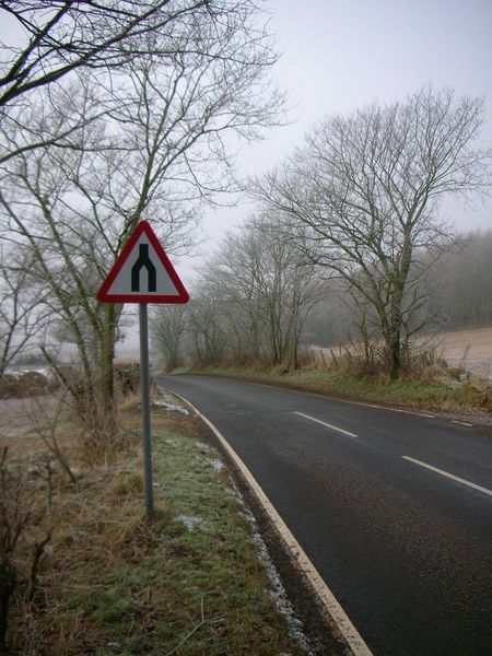 File:Wrong sign 2- end of dual carriageway at the other end! - Coppermine - 4698.JPG