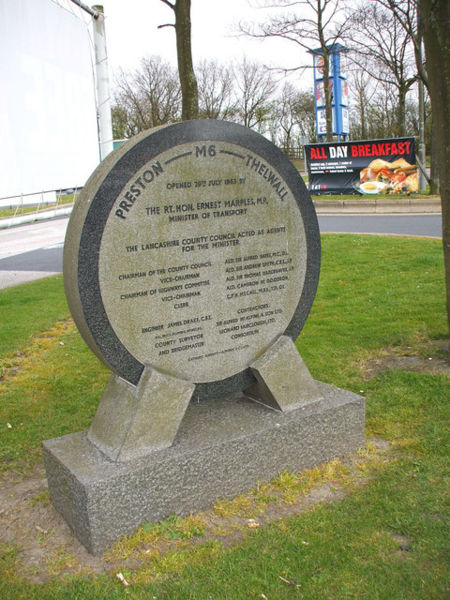 File:Plaque - Preston M6 Thelwall - Geograph - 402870.jpg