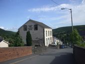 The Station Hotel, Bedlinog - Geograph - 1966742.jpg