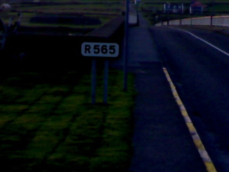 File:R565 route confirmation sign in Kerry - Coppermine - 11541.jpg