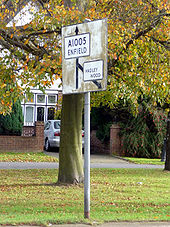 Road Sign, The Ridgeway, Enfield - Geograph - 1761542.jpg