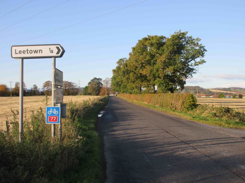 File:Westbound to St Madoes.jpg