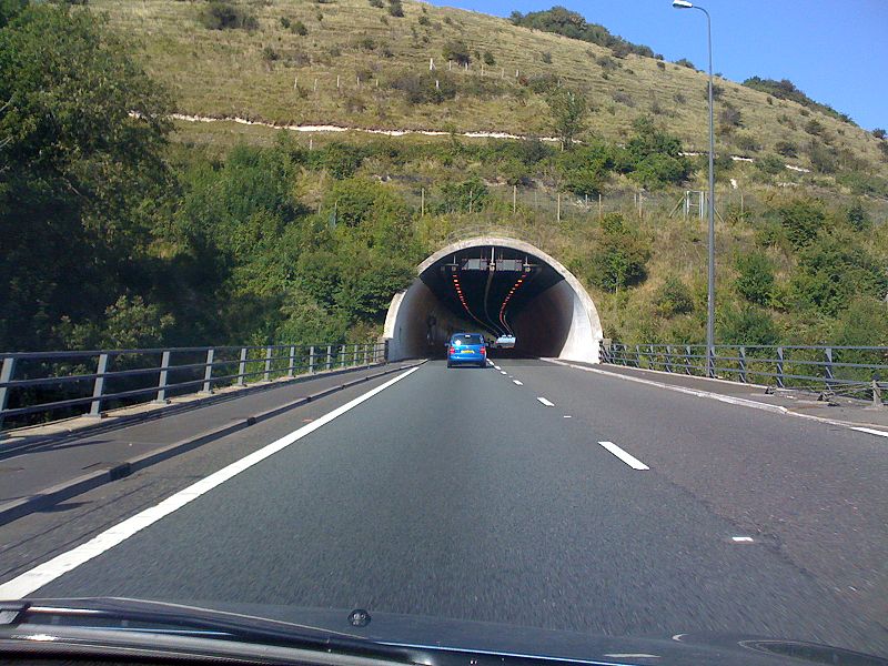 File:A20tunnels.jpg