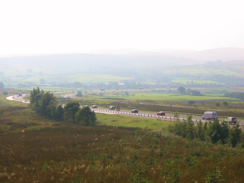 File:Looking south at the M6 J38 from Tebay services - Coppermine - 2063.jpg