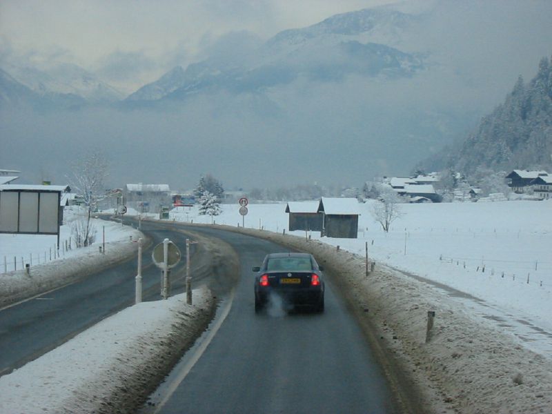 File:A- Snow in the Tirol - Coppermine - 9728.JPG