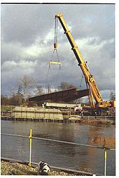 Hanging on the crane - Geograph - 832740.jpg