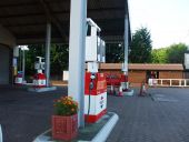 Regent Petrol Station, A228 - Geograph - 1003905.jpg