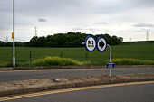 Sign for the M1 NORTH - Geograph - 1341985.jpg