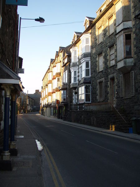 File:King Edward St. looking north from the front of the Royal Hotel - Geograph - 709397.jpg