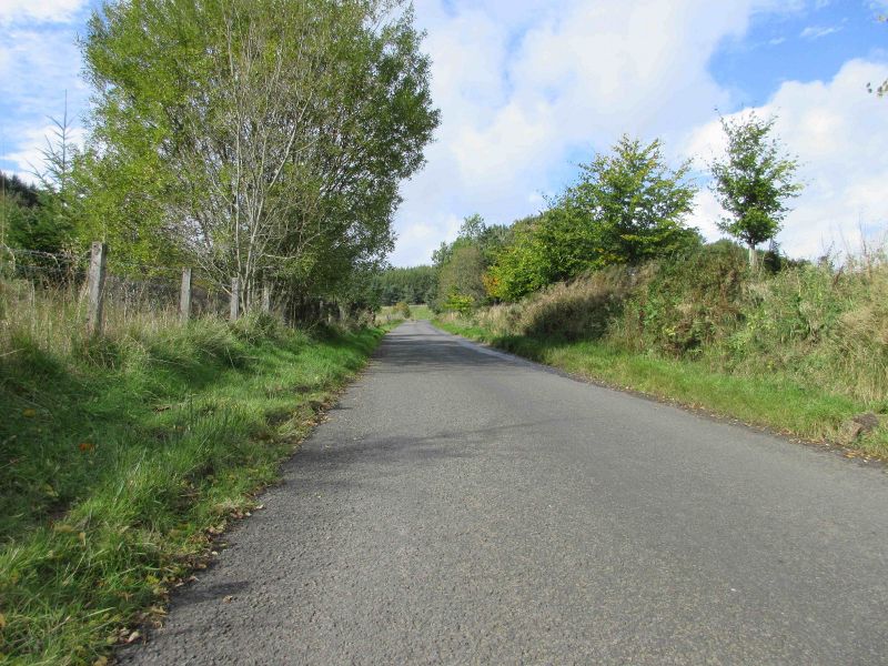 File:Steep hill on the way to Glen Prosen.jpg