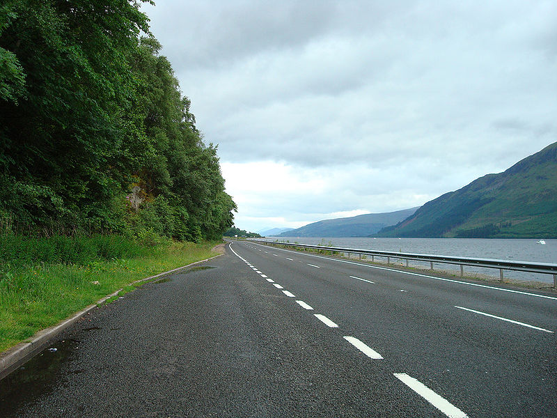 File:A82 Loch Lochy - Coppermine - 18830.jpg