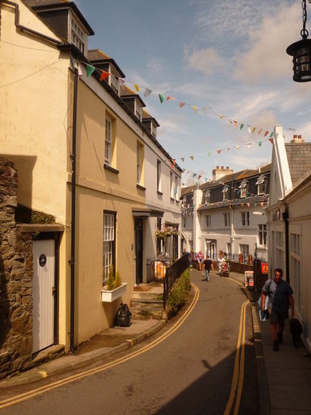 File:Salcombe- Fore Street becomes Cliff Road - Geograph - 1465548.jpg