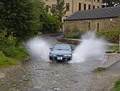 Fording in Brighouse. Thornhills Beck Lane. - Coppermine - 23380.jpg