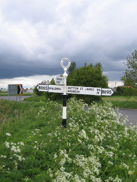 File:Holland County Council fingerpost road sign, Low Fulney, Lincs - Geograph - 172653.jpg