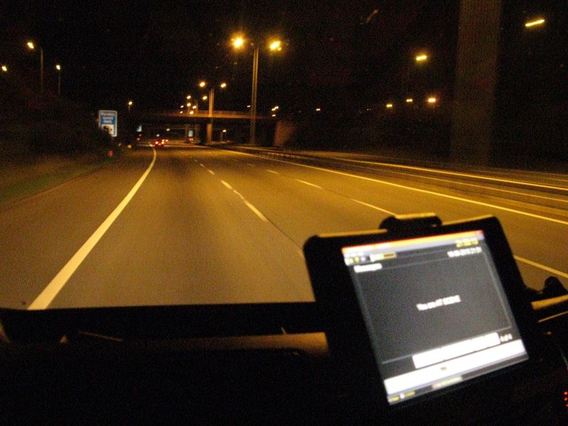 File:The M20 at Night From The Cab of an RAC Truck.jpg