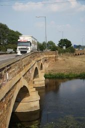 Tempsford Bridge - Geograph - 1383922.jpg