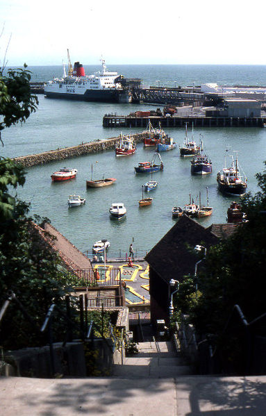 File:Folkestone Harbour 1980 - Geograph - 63040.jpg