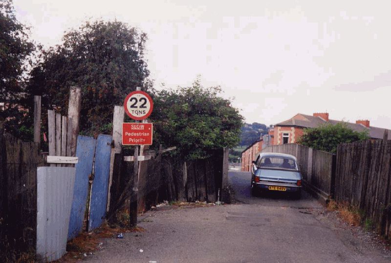 File:Primrose Hill 1990.jpg