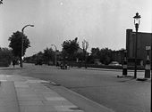 Kenton Library, Harrow, Middlesex - Geograph - 193880.jpg