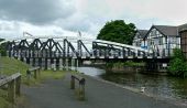 Town Bridge (C) Stephen Burton - Geograph - 4012869.jpg