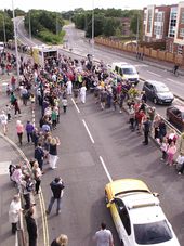 Fareham torch relay Gosport Road.jpg