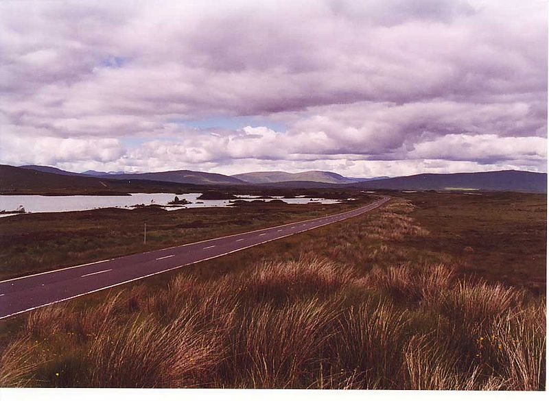 File:A82 - Rannoch Moor - Coppermine - 3024.jpg