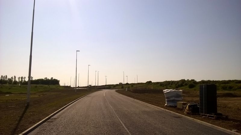 File:20160605-1641 - New A52 looking towards King 31 Distribution Park roundabout - 52.891520N 0.637288W.jpg