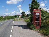 Telephone box, Pulham - Geograph - 1359273.jpg