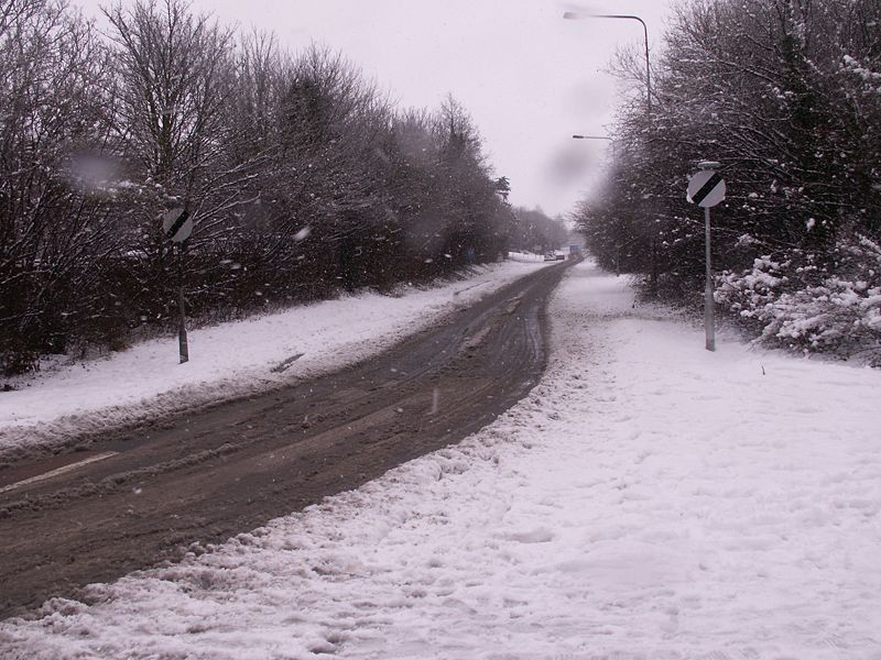 File:Delme Roundabout sliproad.jpg