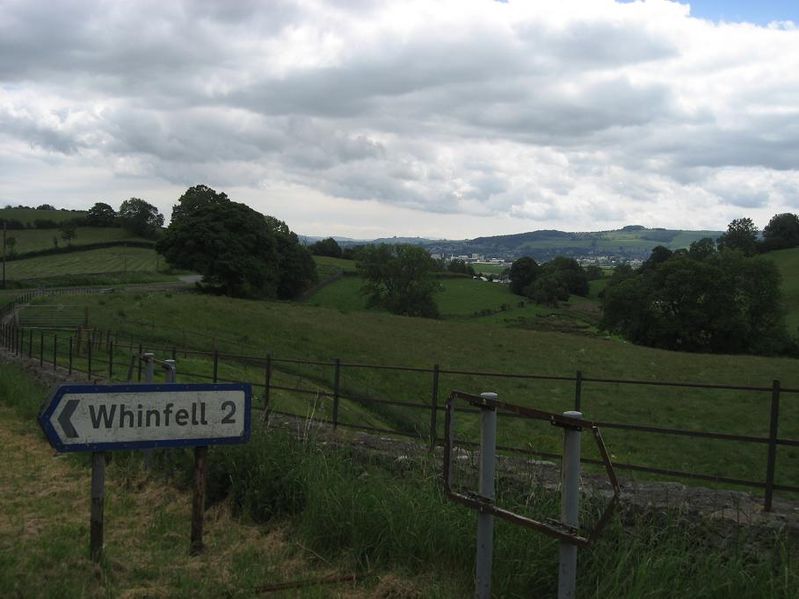 File:Whinfell sign looking south - Coppermine - 18373.JPG