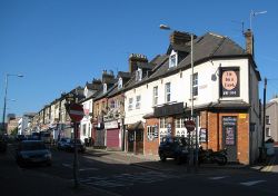 Watford- Queen's Road- The Broadway - Geograph - 1883445.jpg