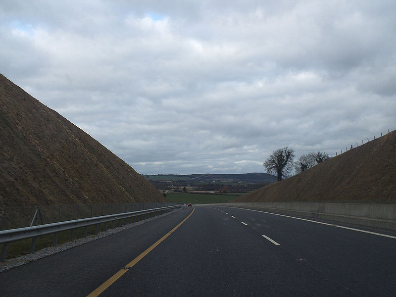 File:M8 Fermoy Bypass Cutting - Coppermine - 21474.jpg