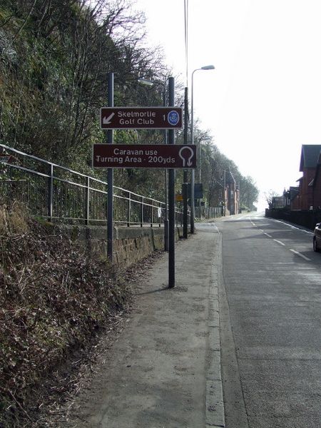 File:Shore Road, Skelmorlie - Geograph - 3362640.jpg