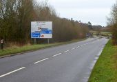 B4509 approaches M5 motorway from the NW (C) Jaggery - Geograph - 2749867.jpg