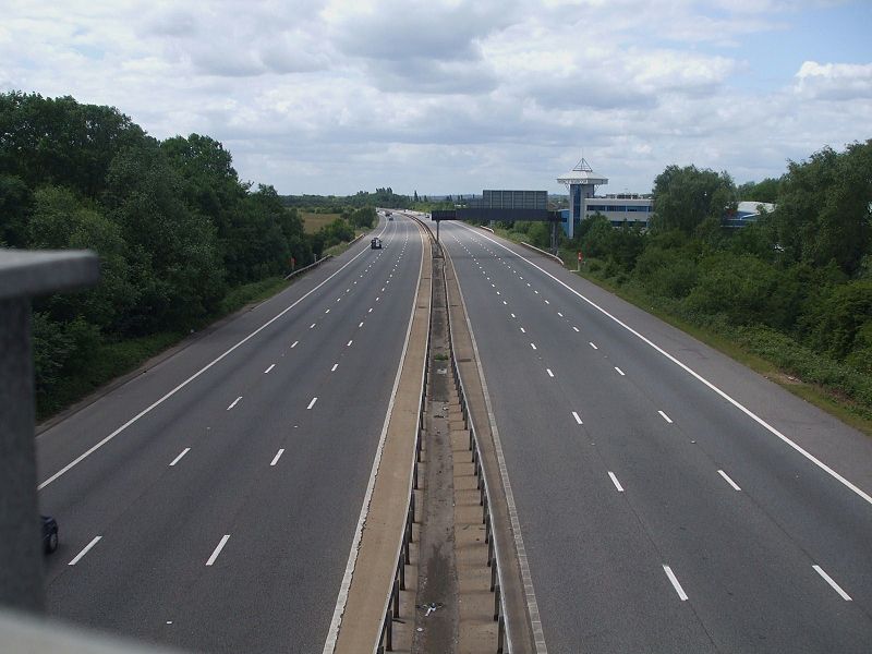 File:M3 looking southbound from A244 - Coppermine - 22480.jpg