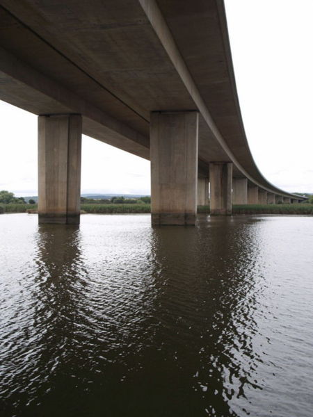 File:M5 across the Exe - Geograph - 553023.jpg