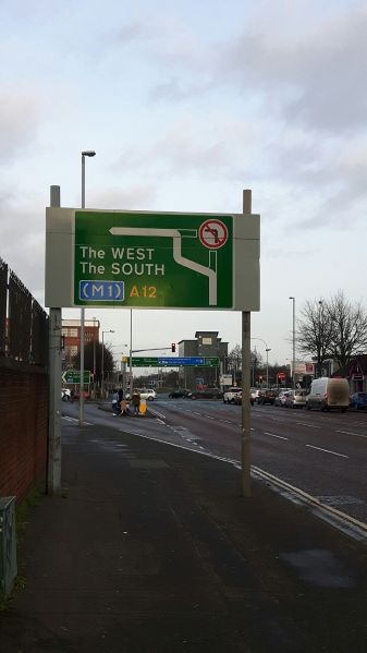 File:Start of A12 Westlink.jpg