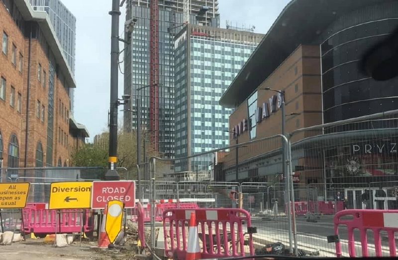 File:IMG 0323.JPG broad street tram & metro road works.jpg