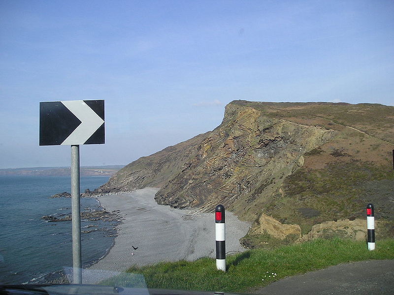 File:Road With A View - Coppermine - 11334.jpg