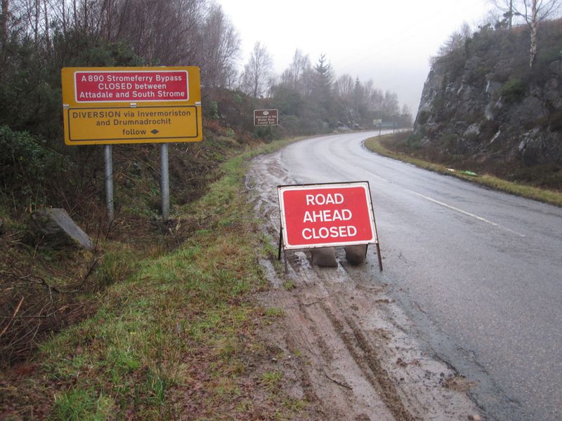 File:A890 Closed.jpg