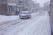 Snowstorm in High street Winchcombe in 1973 - Geograph - 754607.jpg