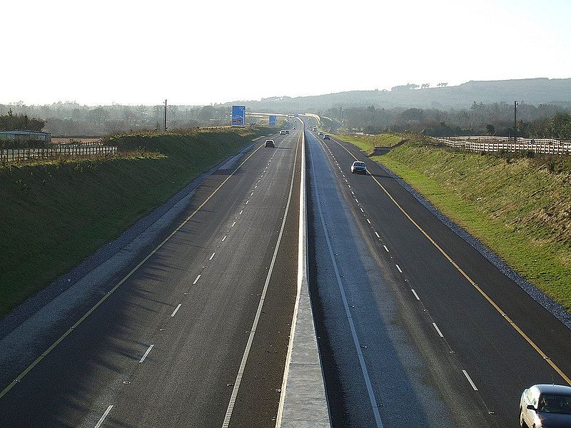 File:M8 - looking south to junction 11. - Coppermine - 21151.jpg