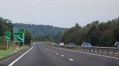 A3 approaching the A272 junction - Geograph - 4256122.jpg