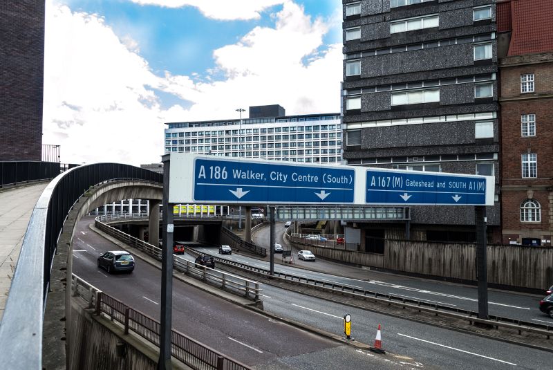 File:Newcastle Central Motorway approaching the Tyne Bridge.jpg