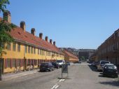 Nyboder area of Copenhagen - home zone streets - Coppermine - 6695.jpeg