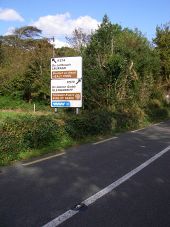 20161024-1433 - Adrigole - Road Sign approaching R572 R574 junction - with aerial 51.6936155N 9.7241039W.jpg